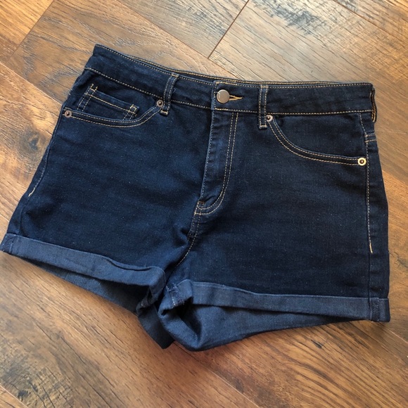 Jean shorts - Picture 1 of 2